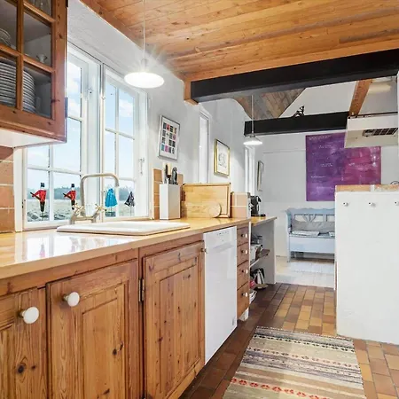 4747-aakirkeby-bodernevej-10 *