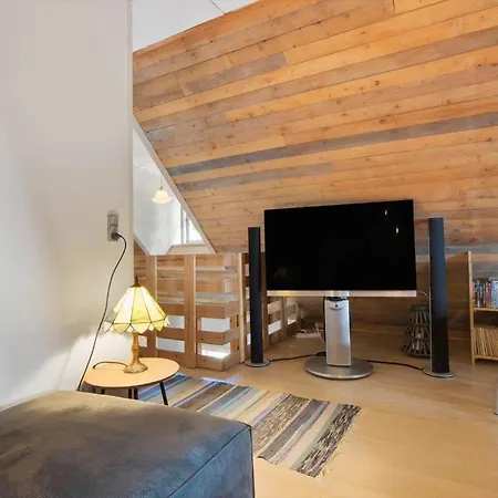 بيت للعطل 4747-aakirkeby-bodernevej-10 *